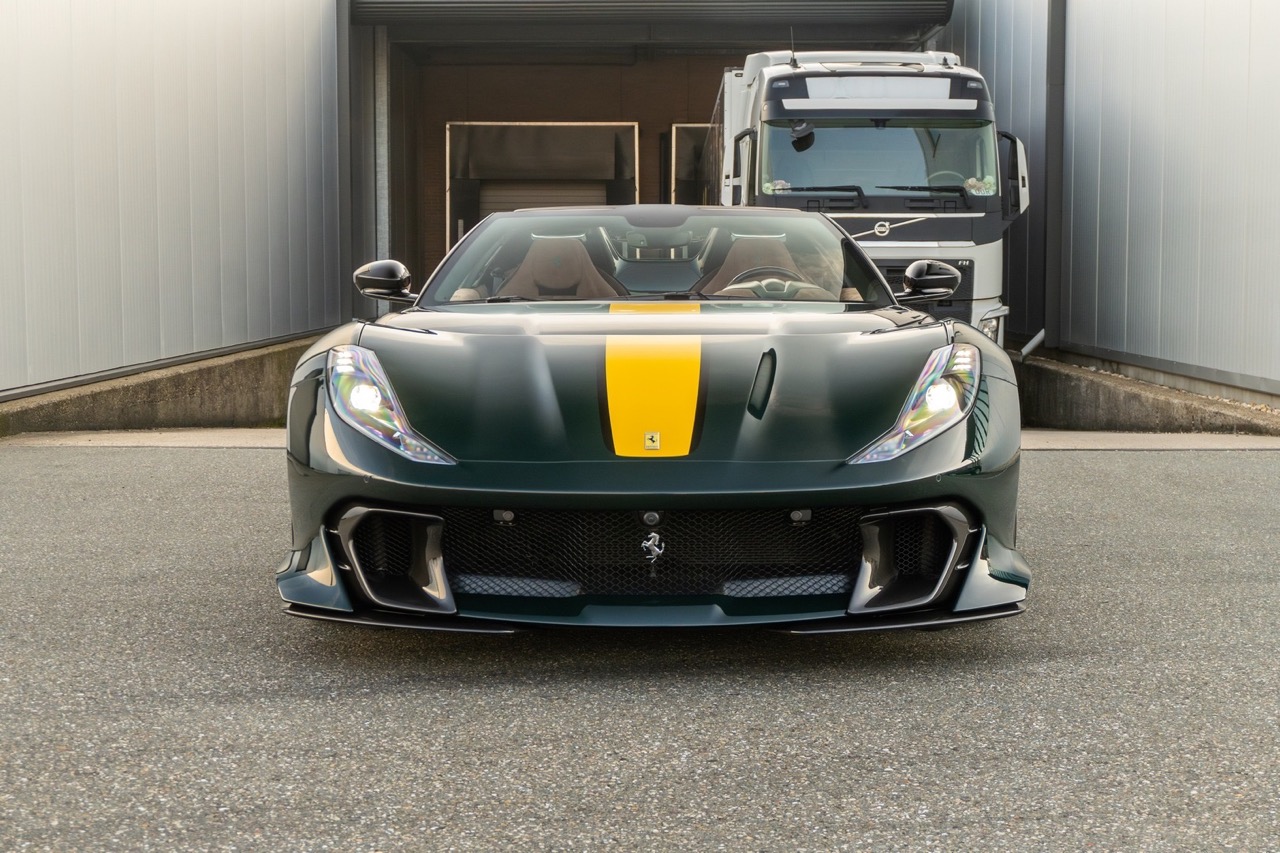 2023 Ferrari 812 Competizione Aperta, 9/40