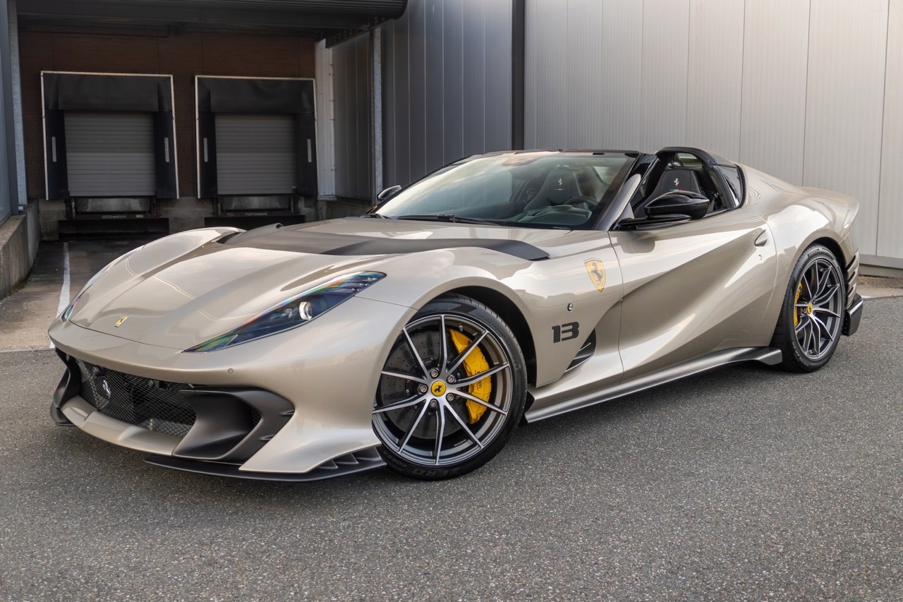 2024 Ferrari 812 Competizione Aperta, 4/20