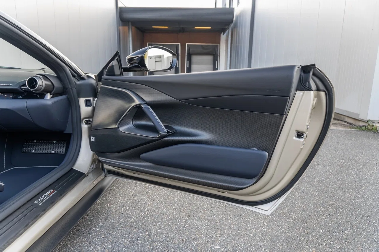 2024 Ferrari 812 Competizione Aperta interior, door panel