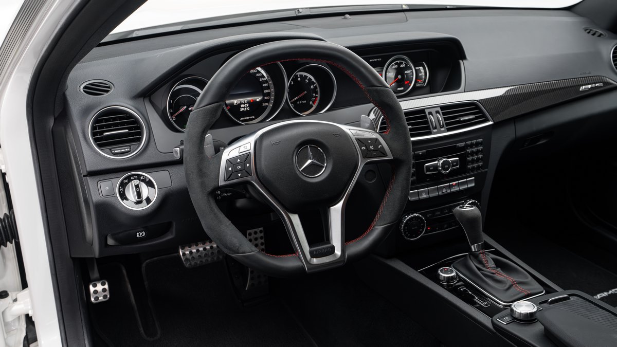 2012 C63 AMG Black Series, 5/17