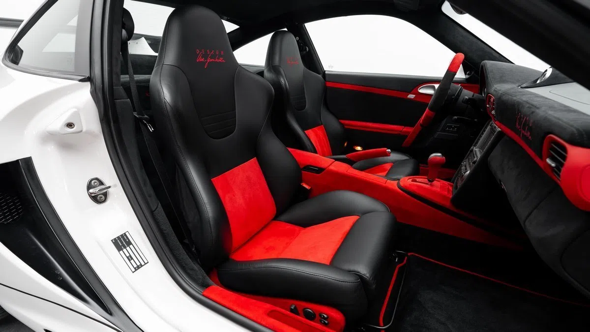 2007 Gemballa Avalanche GTR 650 interior, seats
