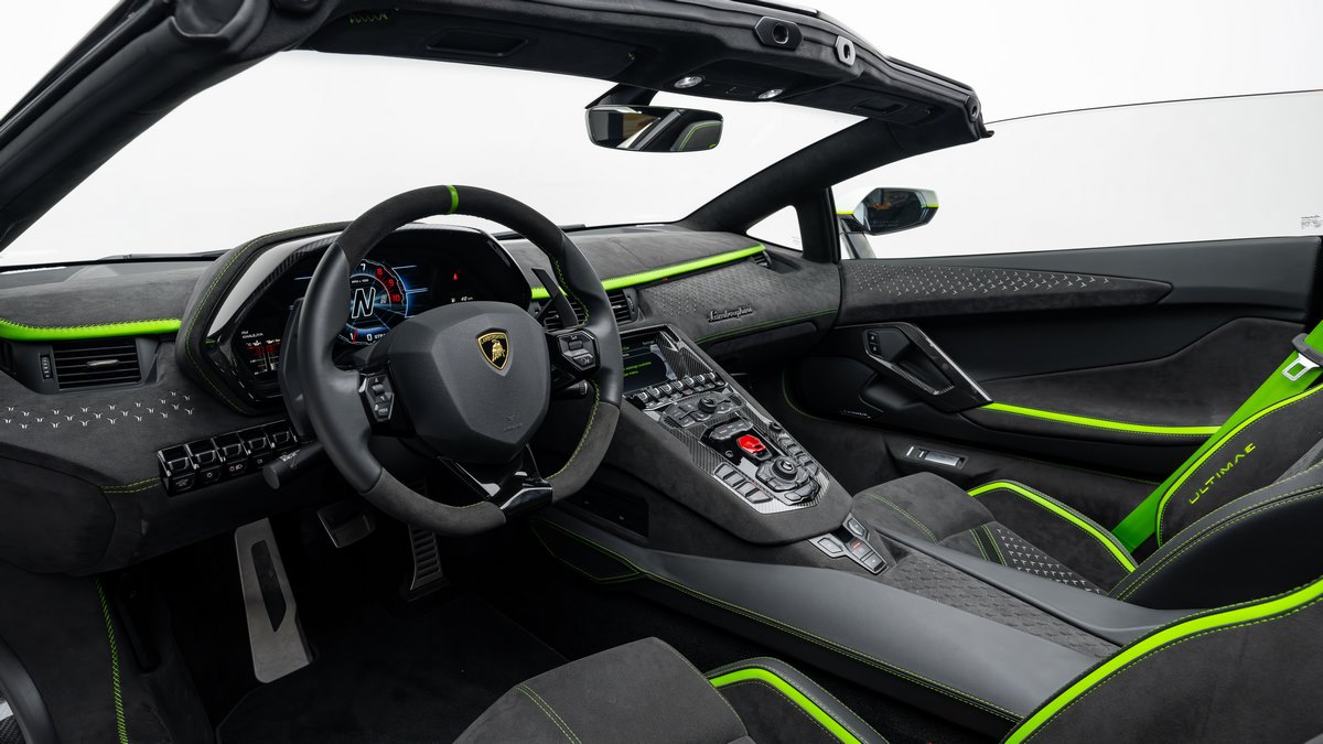 2022 Lamborghini Aventador Ultimae Roadster, 4/20
