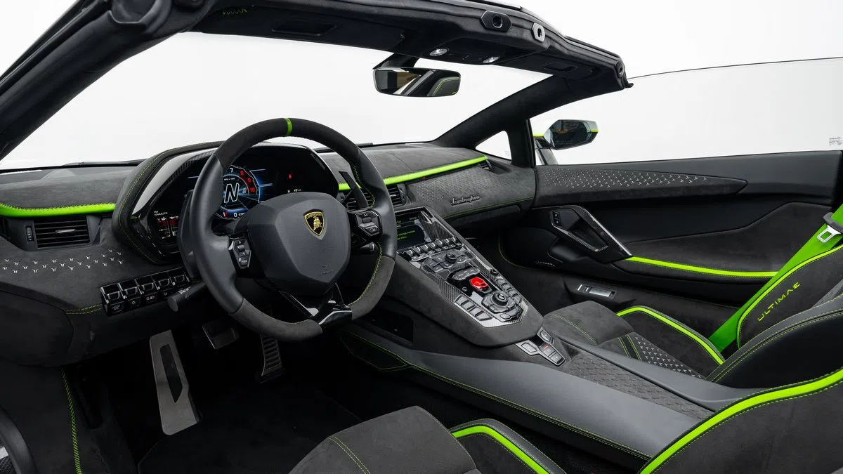 2022 Lamborghini Aventador Ultimae Roadster interior, dashboard