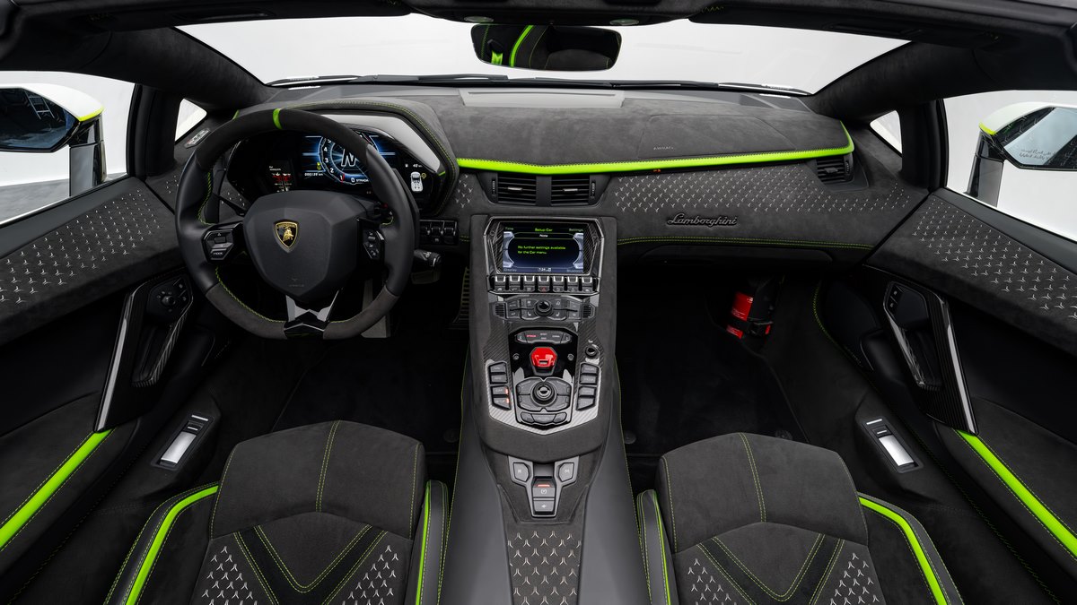 2022 Lamborghini Aventador Ultimae Roadster, 5/20