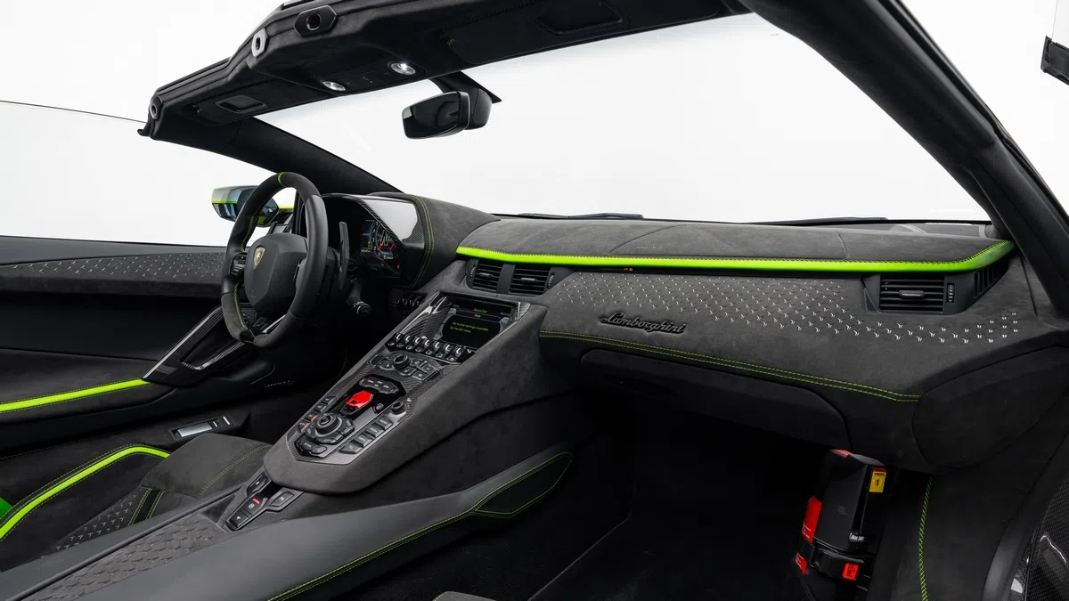 2022 Lamborghini Aventador Ultimae Roadster interior, dashboard
