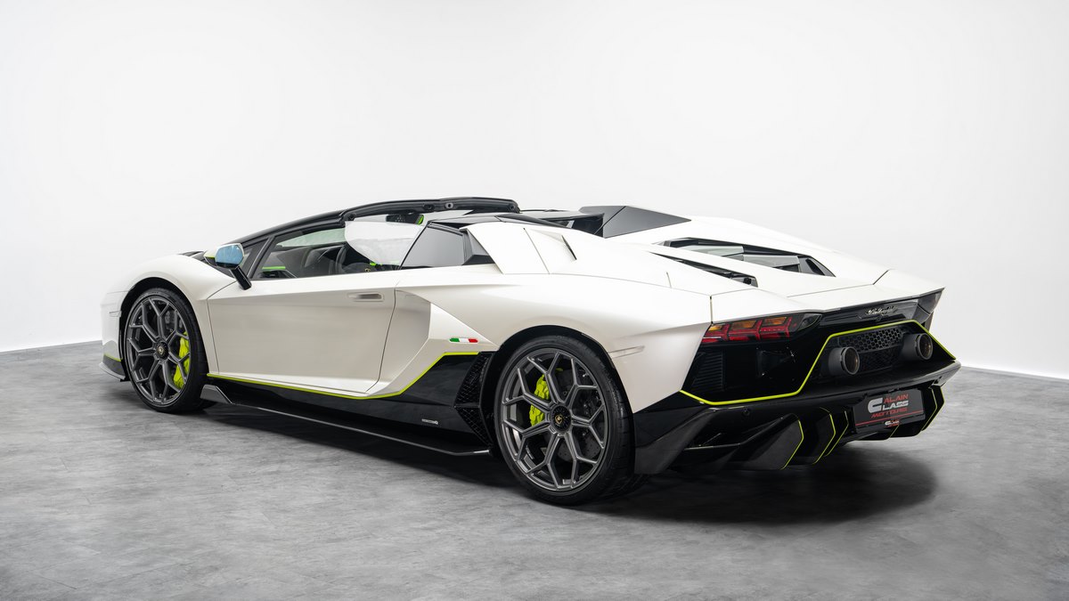 2022 Lamborghini Aventador Ultimae Roadster, 16/20