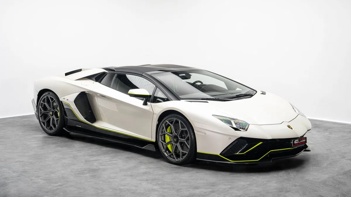 2022 Lamborghini Aventador Ultimae Roadster for sale, exterior, White