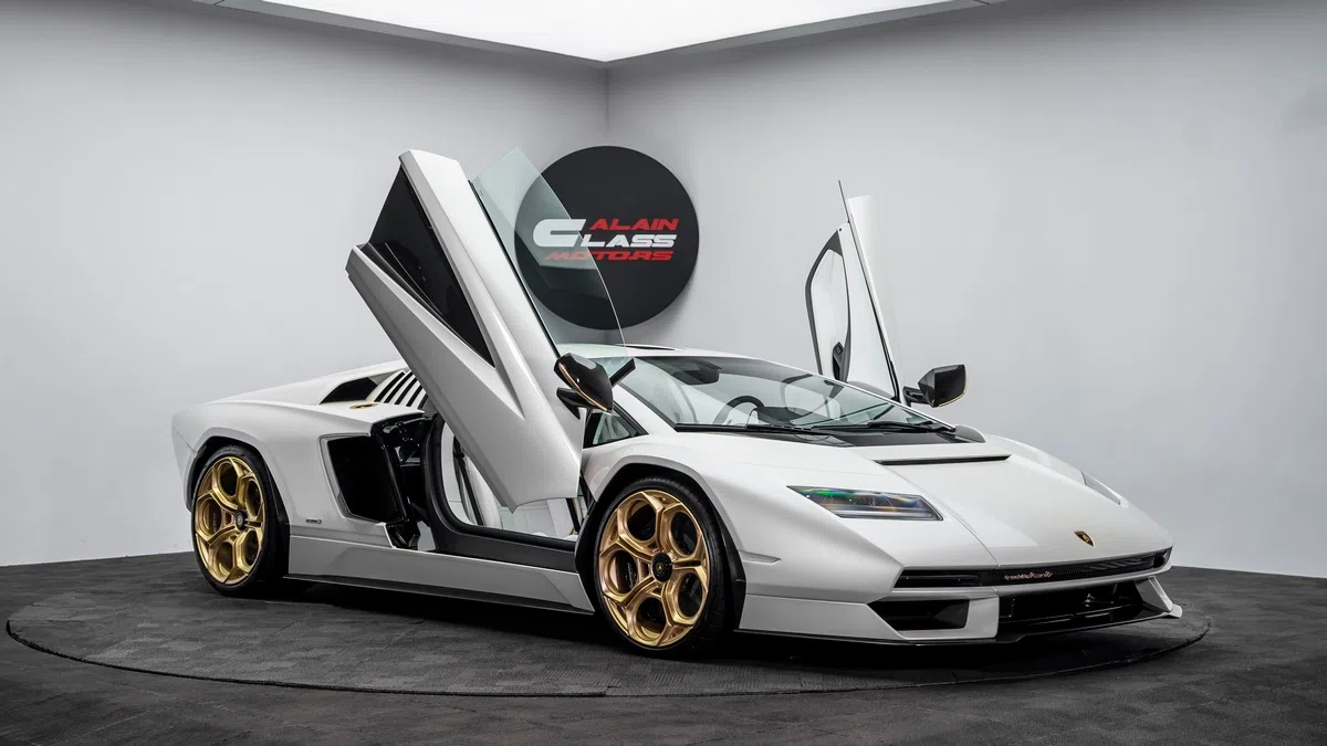 2022 Lamborghini Countach LPI 800-4