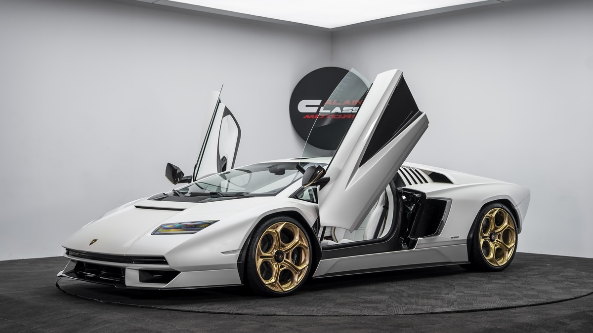 2022 Lamborghini Countach LPI 800-4, 2/21