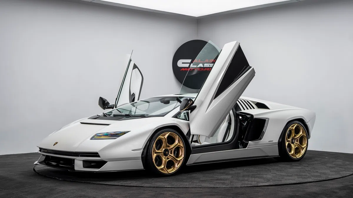 2022 Lamborghini Countach LPI 800-4 for sale, exterior, White