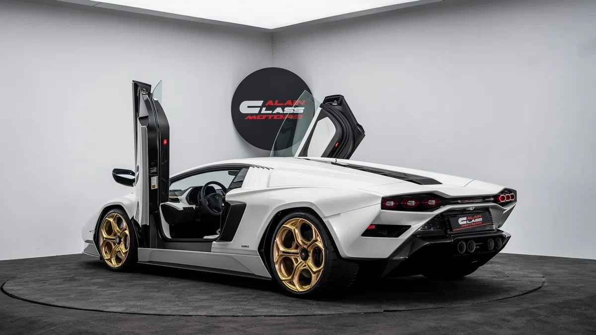 2022 Lamborghini Countach LPI 800-4 for sale, exterior, White