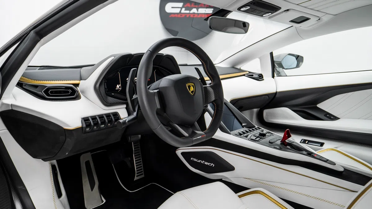 2022 Lamborghini Countach LPI 800-4 interior, White