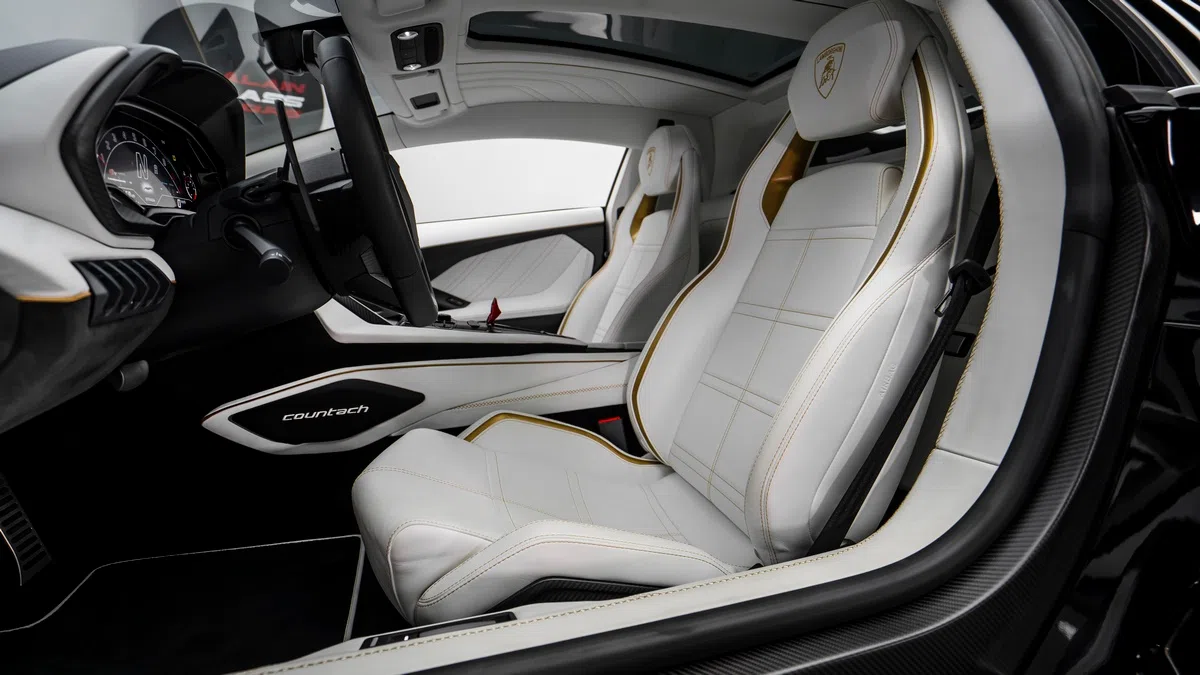 2022 Lamborghini Countach LPI 800-4 interior, seats, White