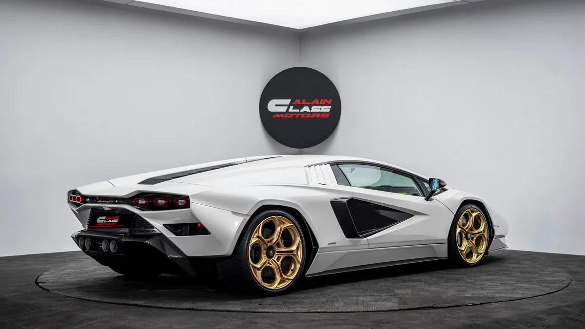 2022 Lamborghini Countach LPI 800-4 for sale, exterior, White