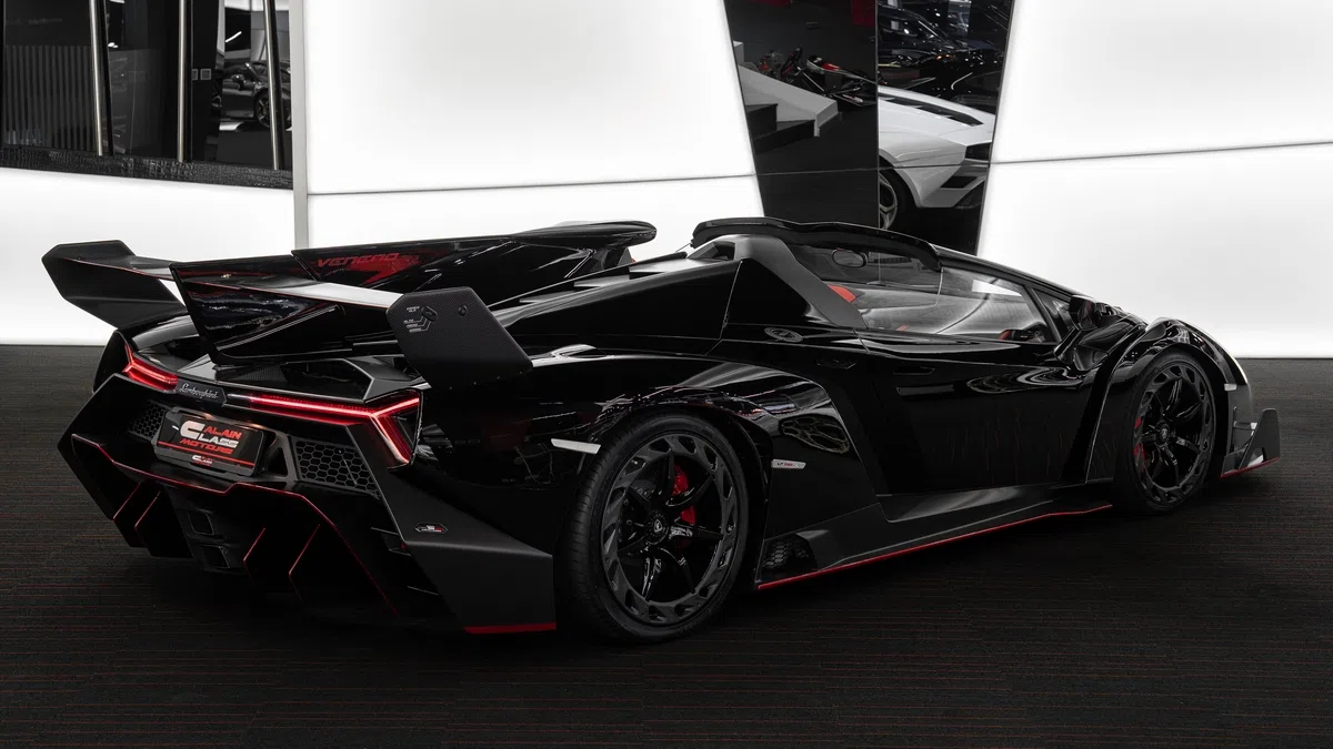 2015 Lamborghini Veneno Roadster for sale, exterior, Black