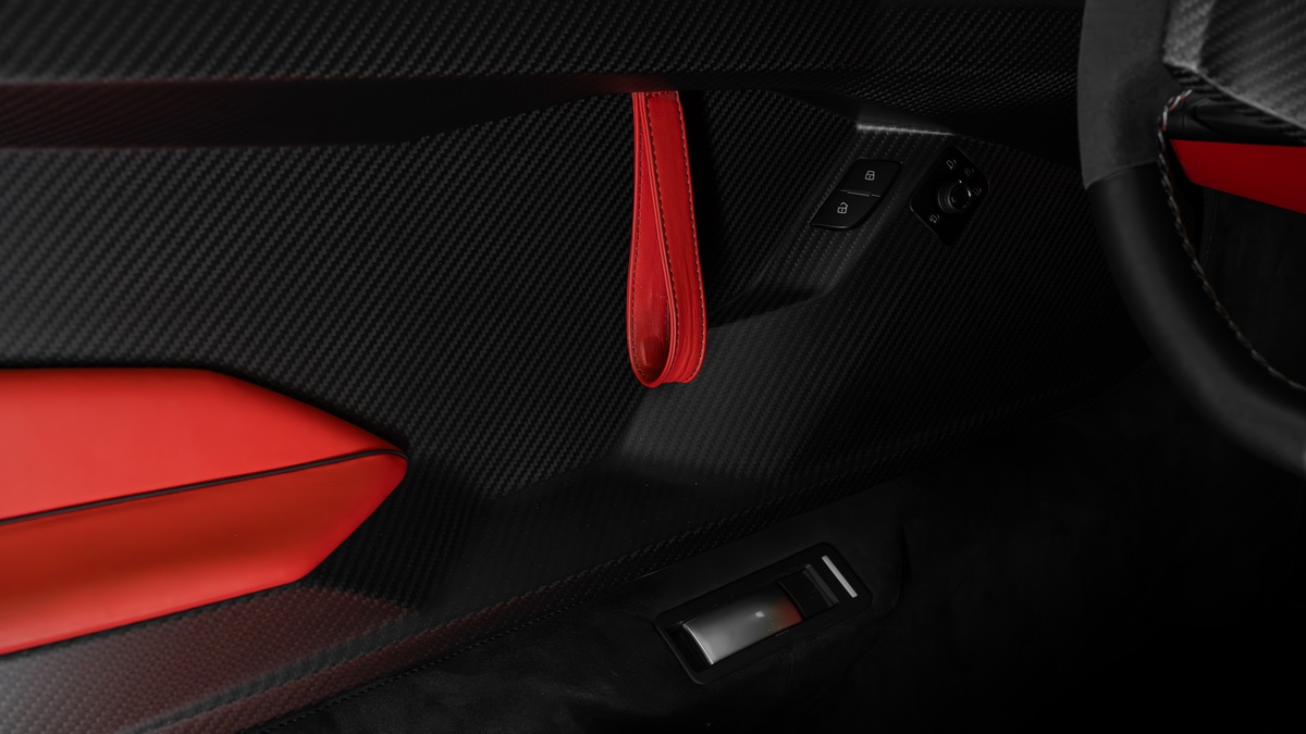2015 Lamborghini Veneno Roadster, 11/21
