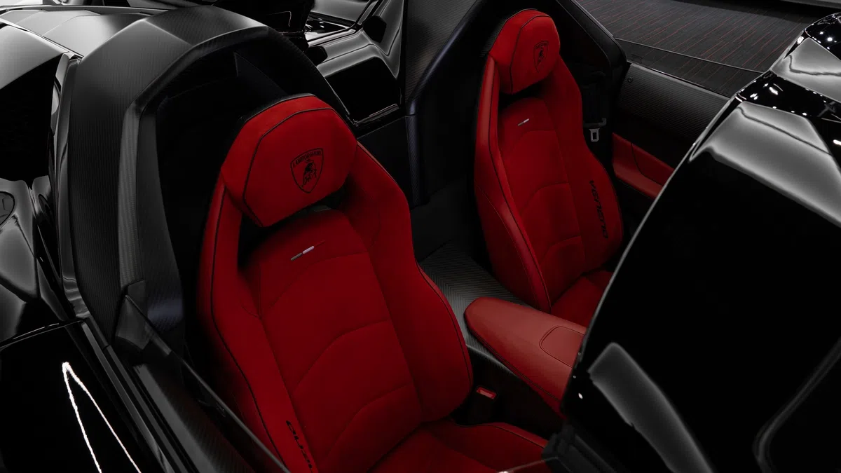 2015 Lamborghini Veneno Roadster interior, seats, Red
