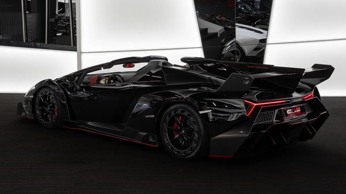 2015 Lamborghini Veneno Roadster for sale, exterior, Black