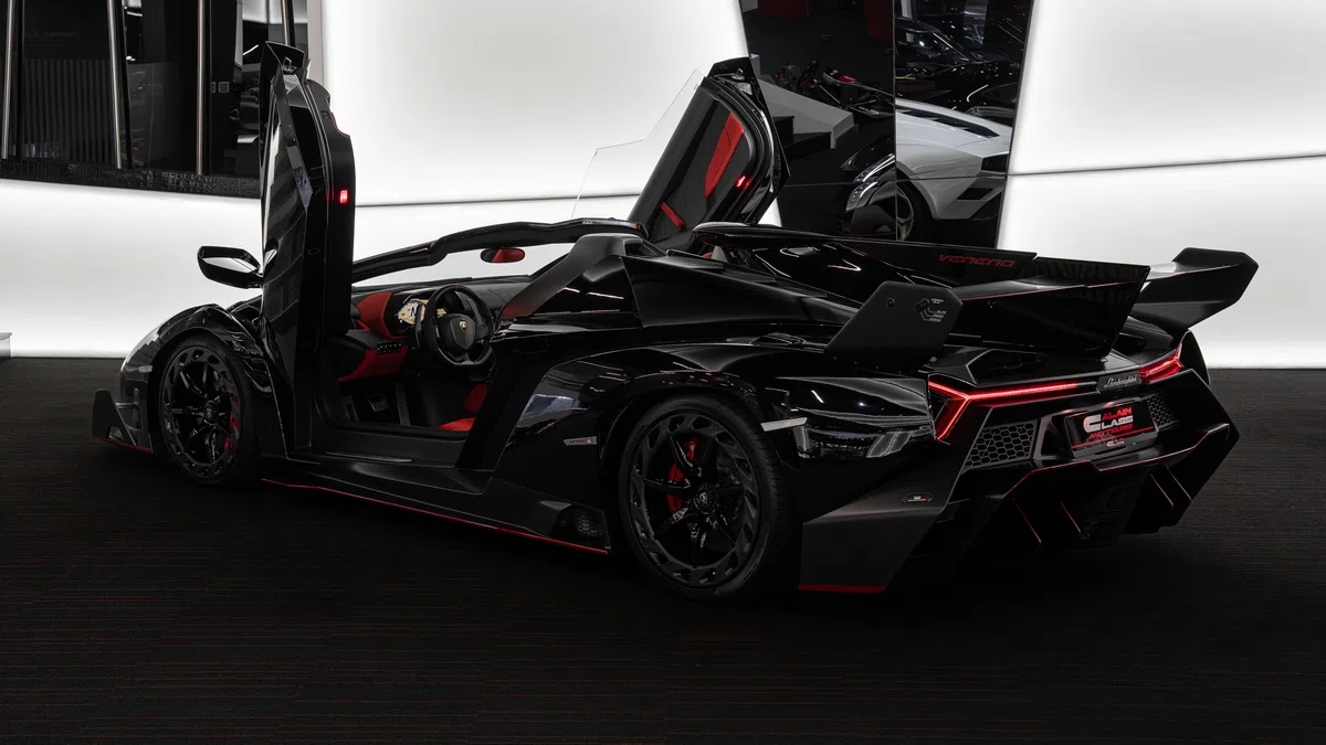 2015 Lamborghini Veneno Roadster for sale, exterior, Black