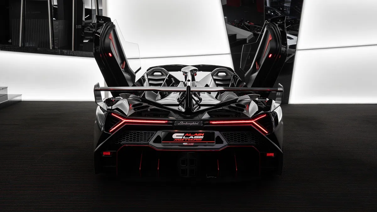 2015 Lamborghini Veneno Roadster for sale, exterior, Black