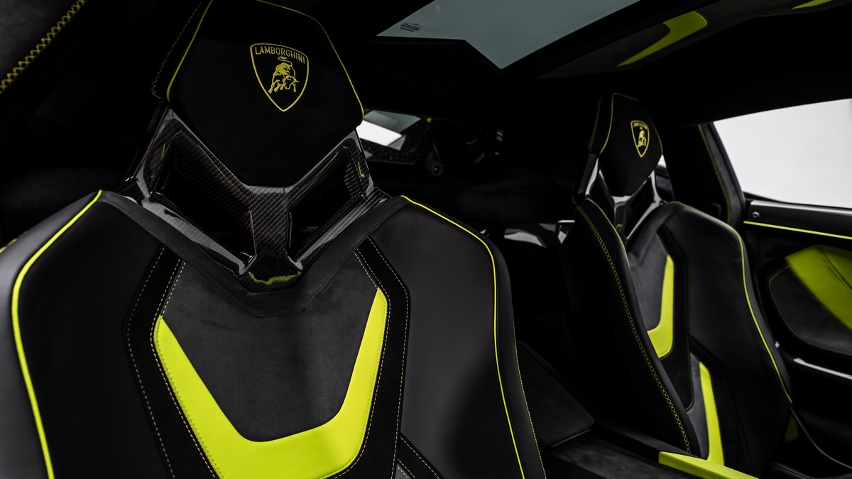 2021 Lamborghini Sián, 8/19