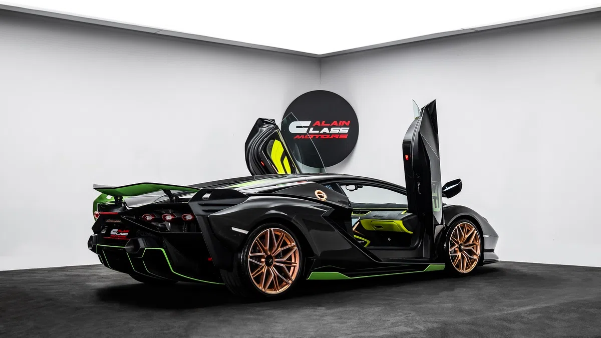 2021 Lamborghini Sián for sale, exterior, Glossy Exposed Carbon | Green