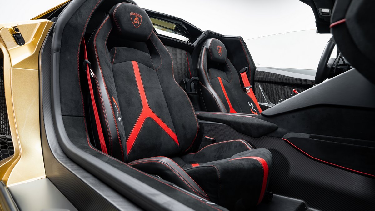 2021 Lamborghini Aventador SVJ Roadster, 9/20