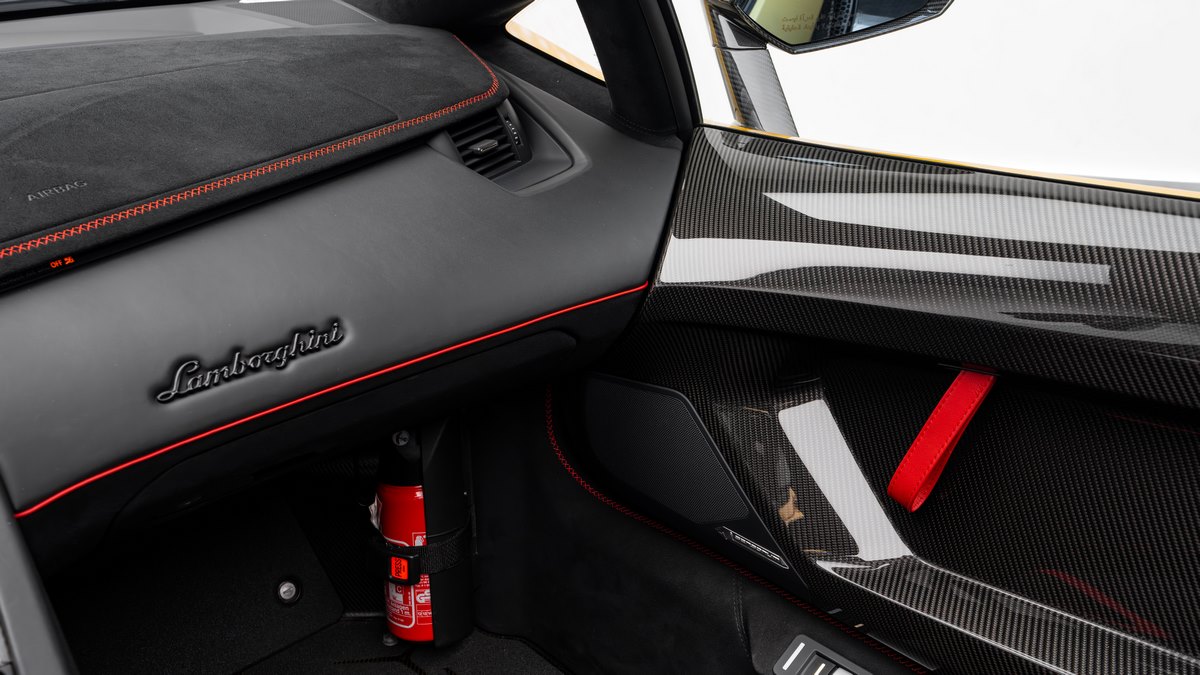 2021 Lamborghini Aventador SVJ Roadster, 10/20