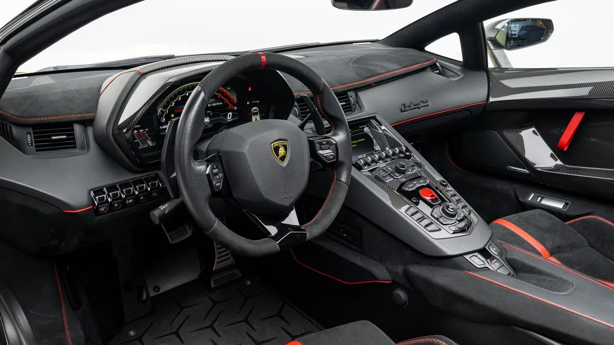 2021 Lamborghini Aventador SVJ Roadster interior, dashboard, Black