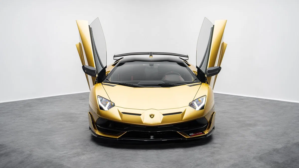 2021 Lamborghini Aventador SVJ Roadster for sale, exterior, Oro Elios