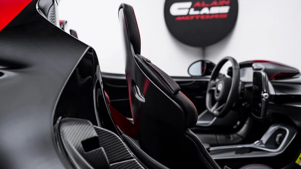 2021 McLaren Elva interior, Black