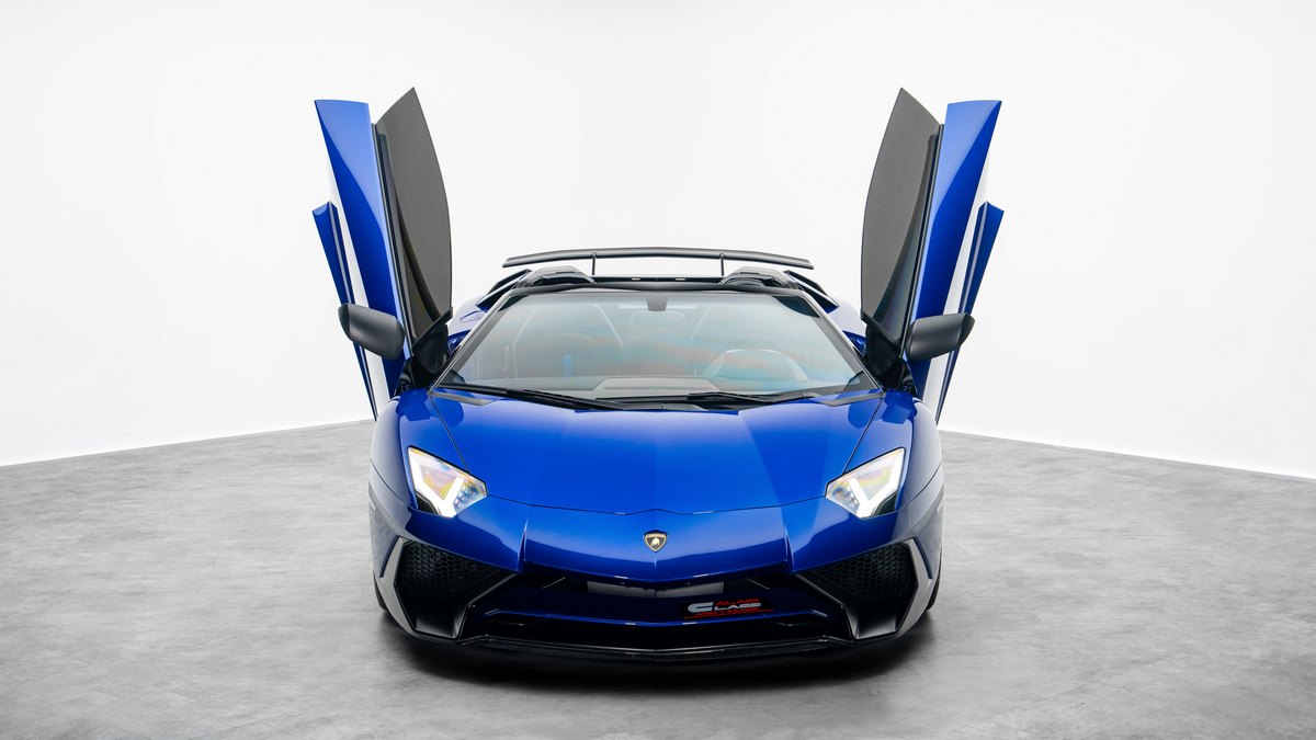 2016 Lamborghini Aventador SV Roadster, 4/18