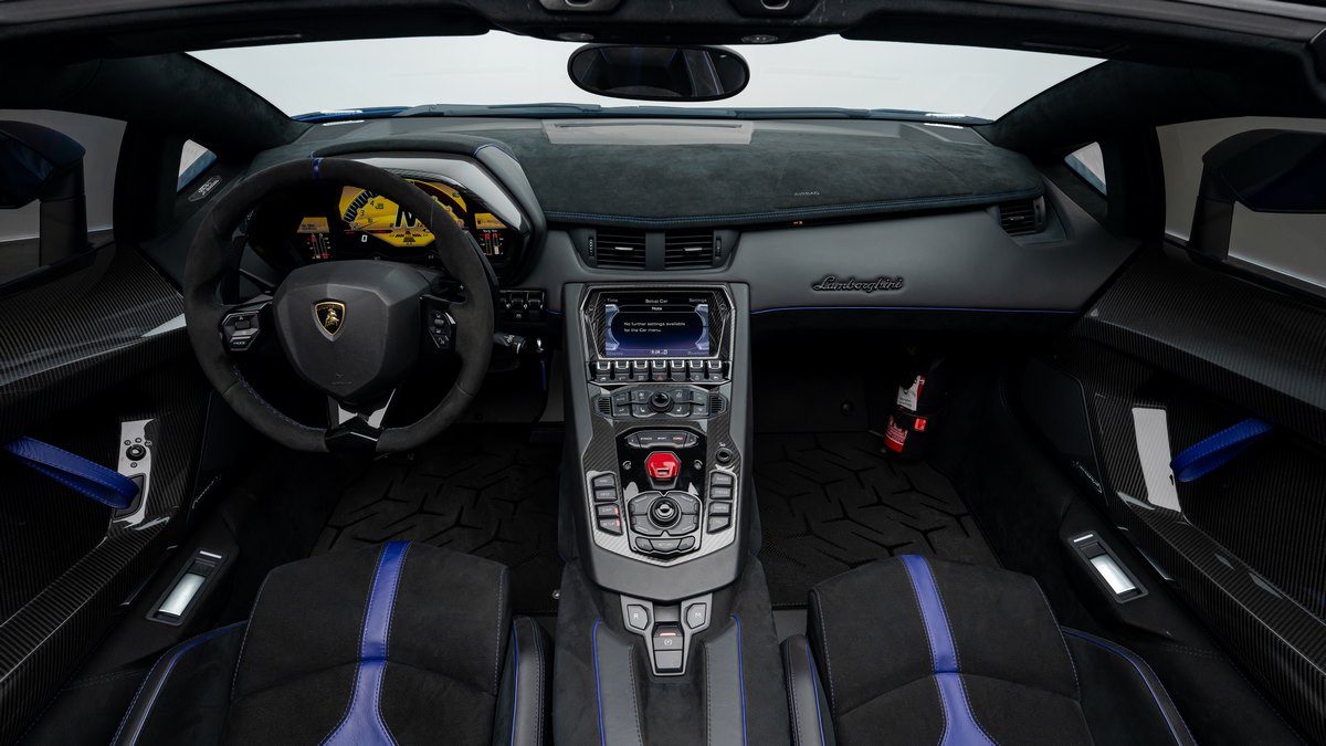2016 Lamborghini Aventador SV Roadster, 9/18