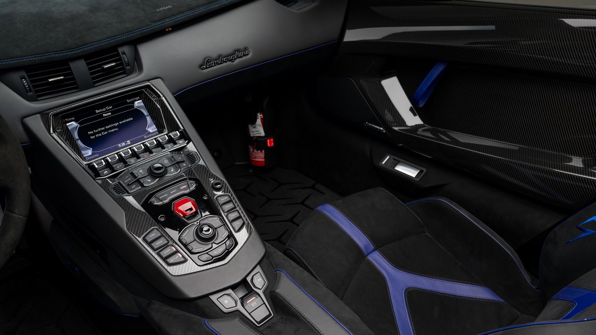 2016 Lamborghini Aventador SV Roadster, 10/18