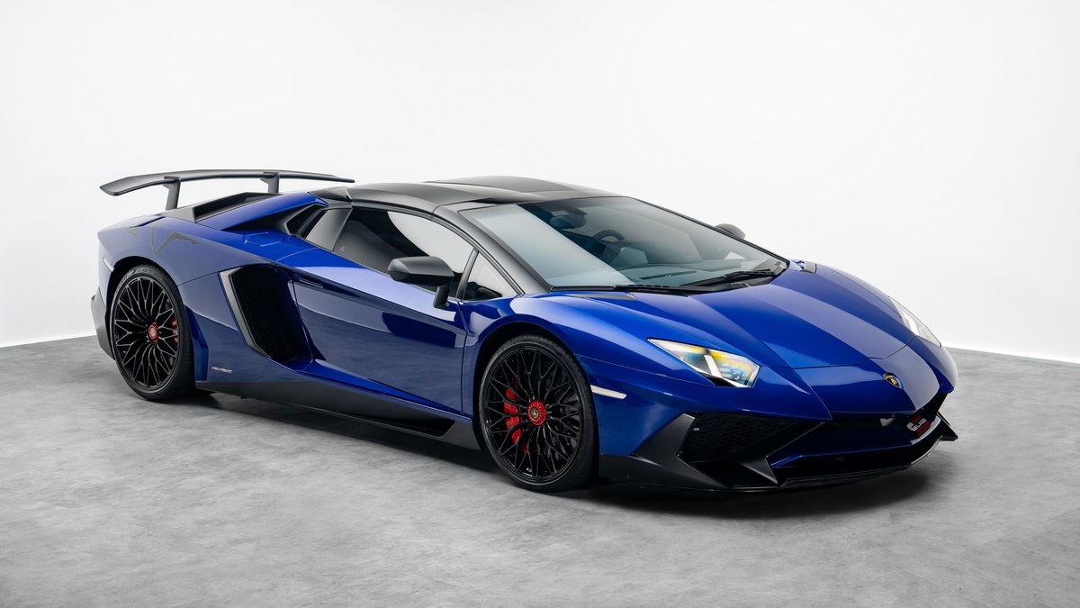 2016 Lamborghini Aventador SV Roadster, 17/18