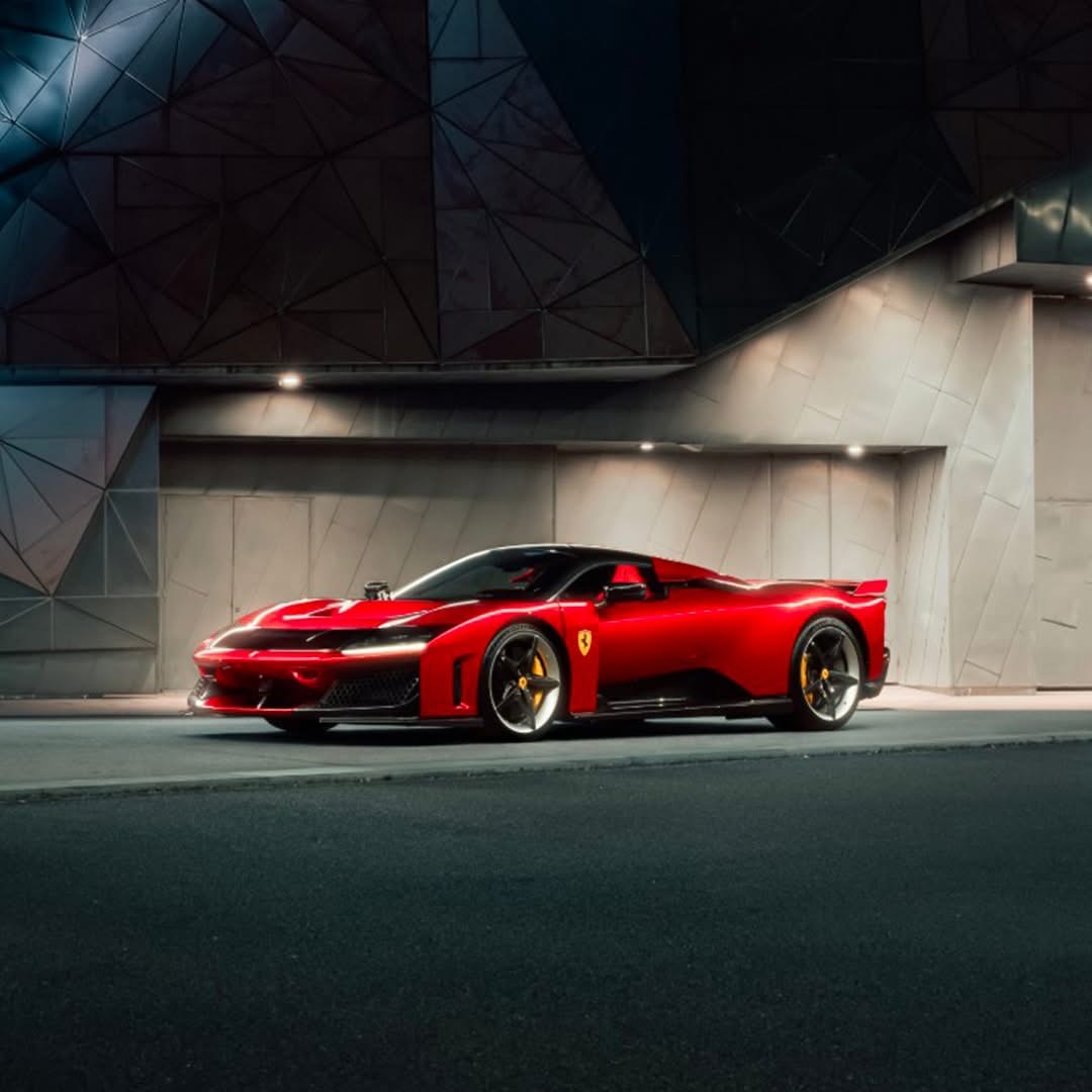 2025 Ferrari F80, 15/17