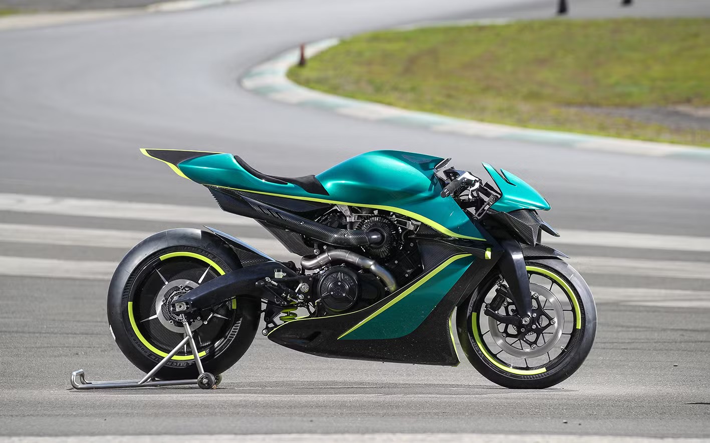 2025 Brough Superior AMB 001 Pro Aston Martin, 13/14