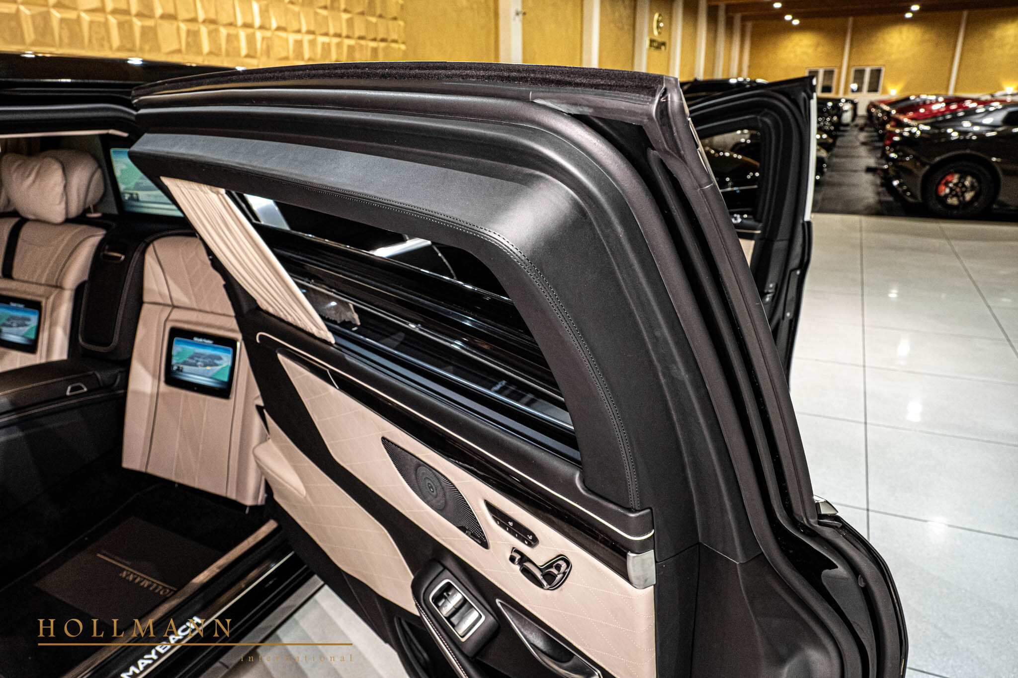 2018 Maybach Pullman Armored, 8/19