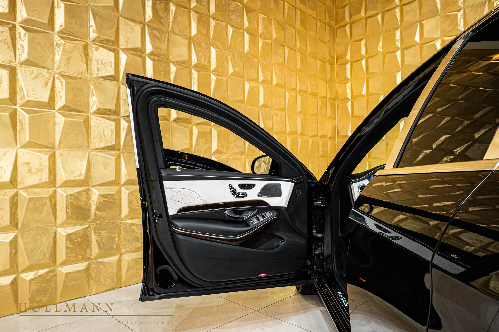 2018 Maybach Pullman Armored, 14/19
