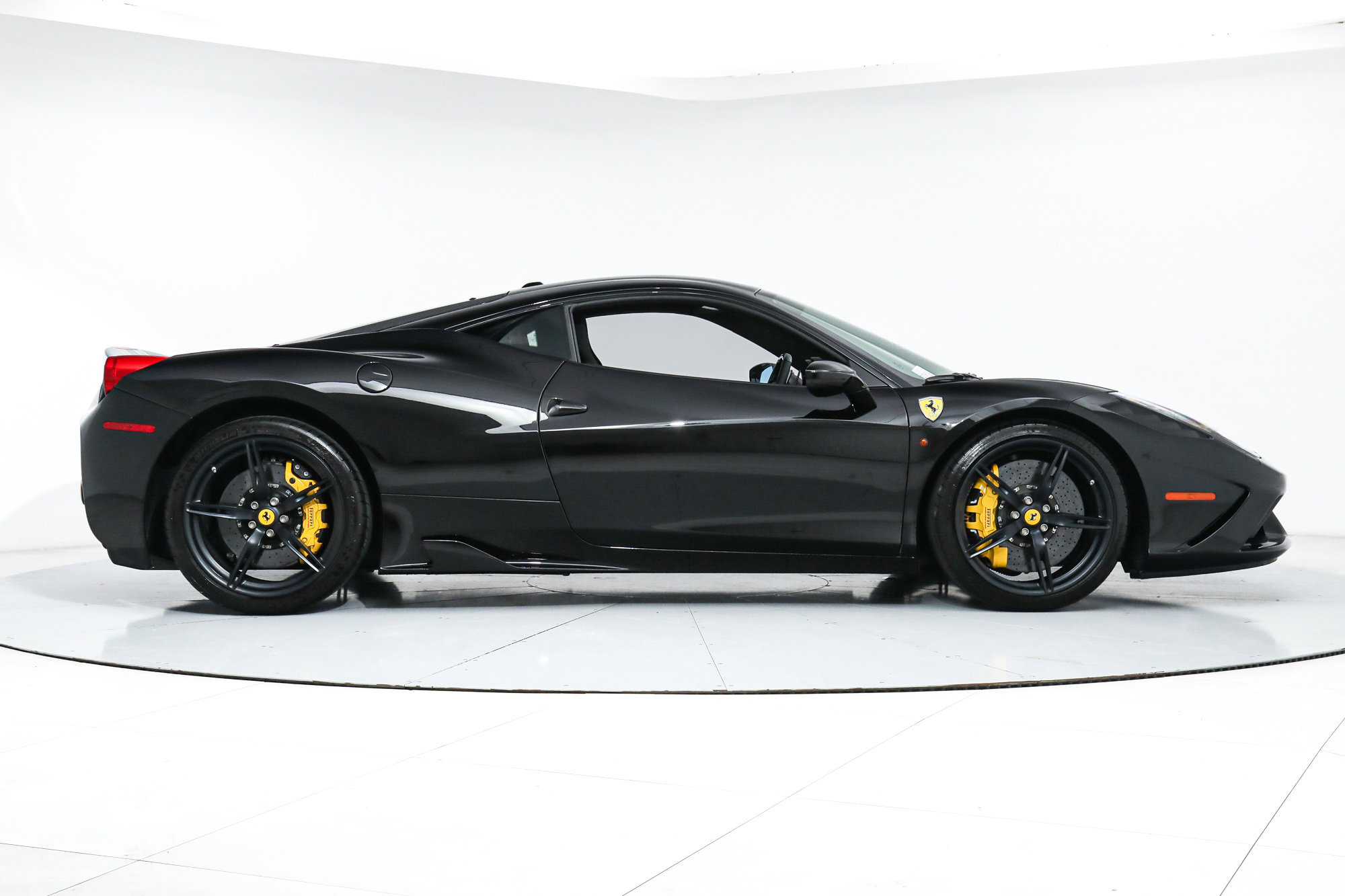 2015 Ferrari 458 Speciale, 9/17
