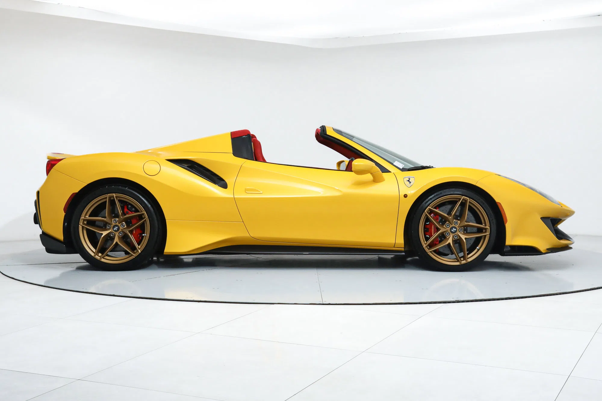 2020 Ferrari 488 Pista Spider for sale, exterior, Yellow