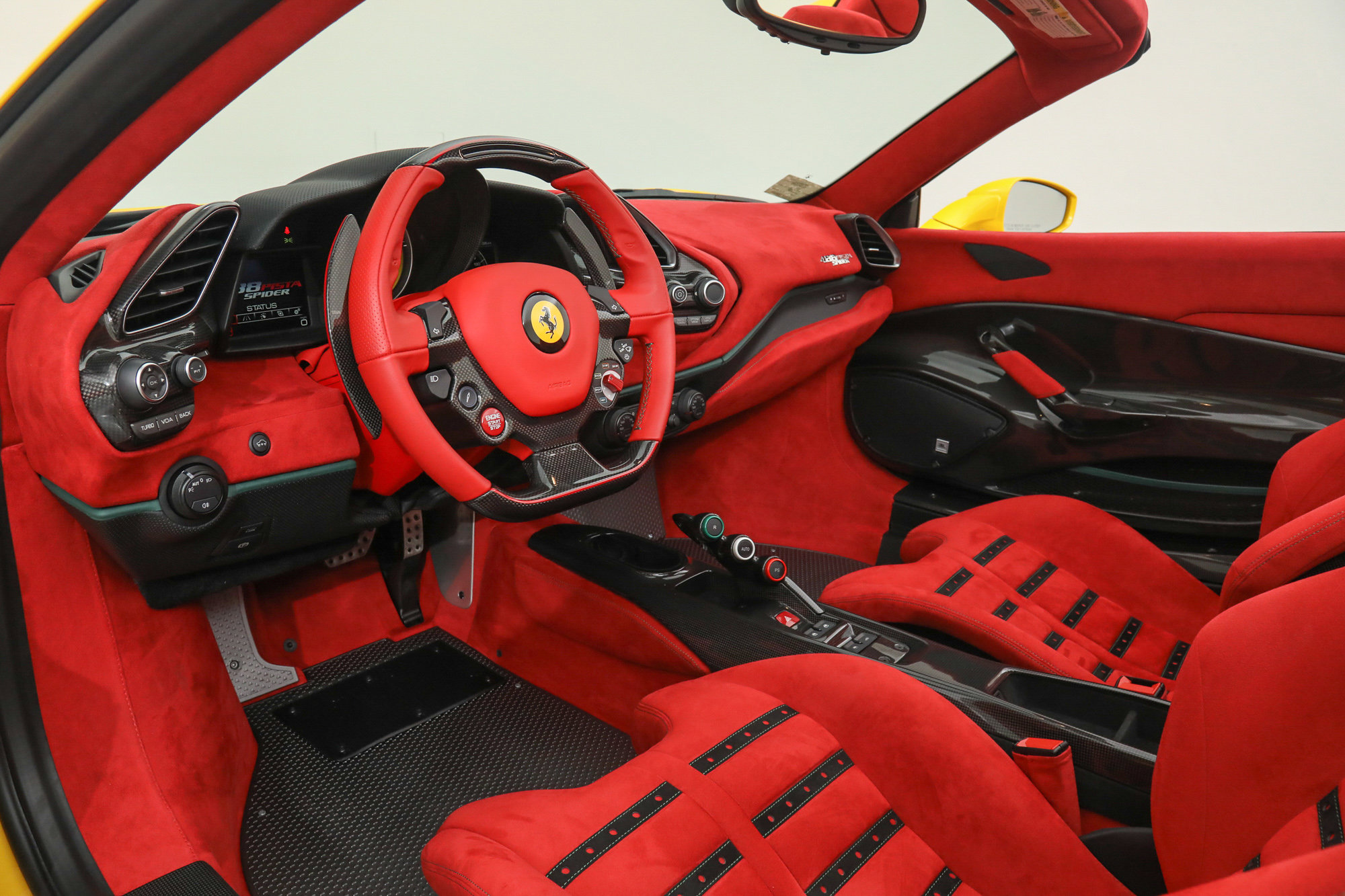 2020 Ferrari 488 Pista Spider, 4/18