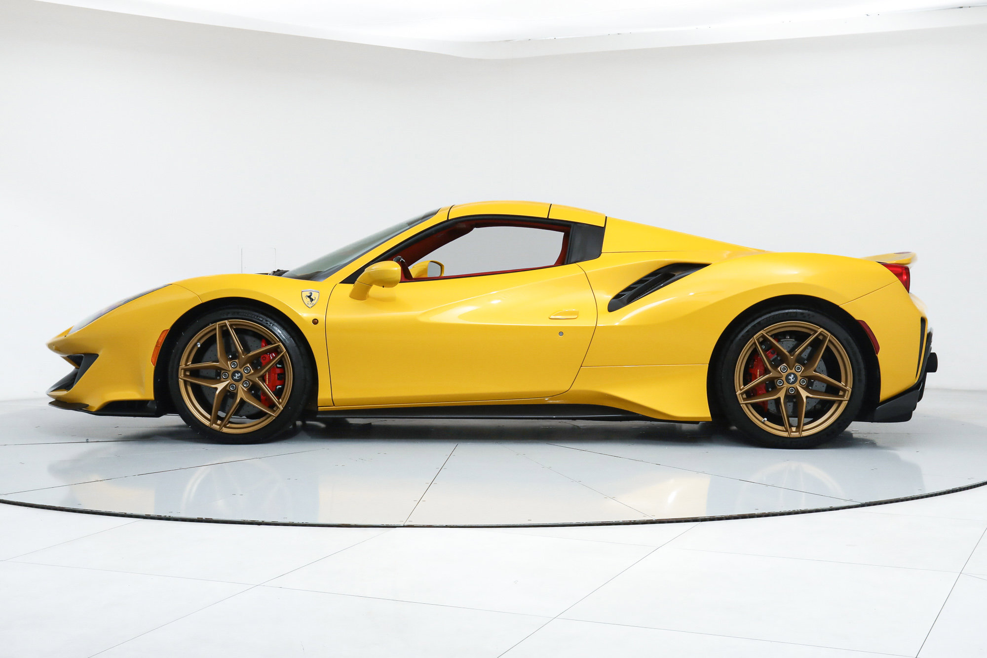 2020 Ferrari 488 Pista Spider, 9/18