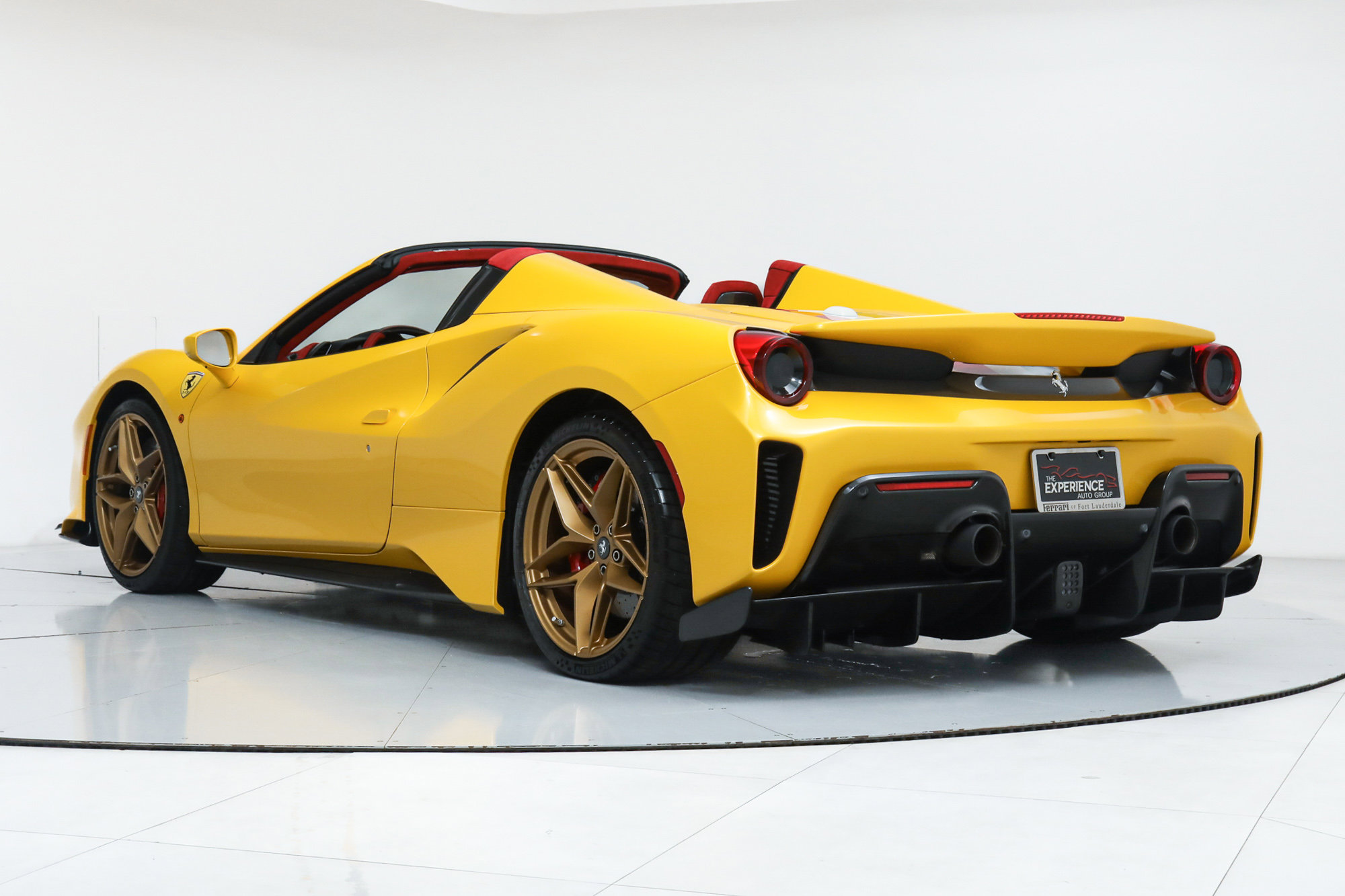 2020 Ferrari 488 Pista Spider, 15/18