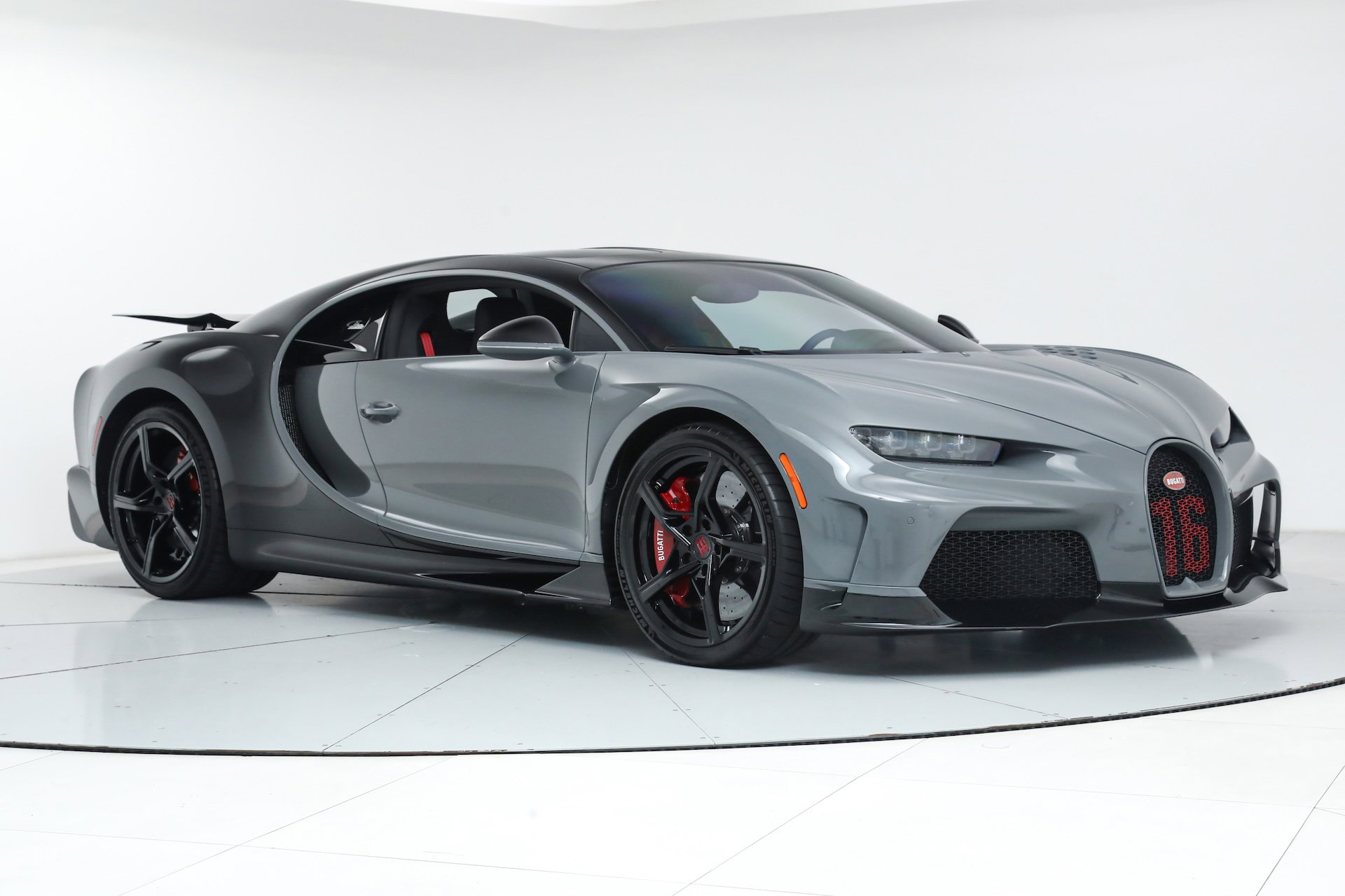 2024 Bugatti Chiron Super Sport, 2/20