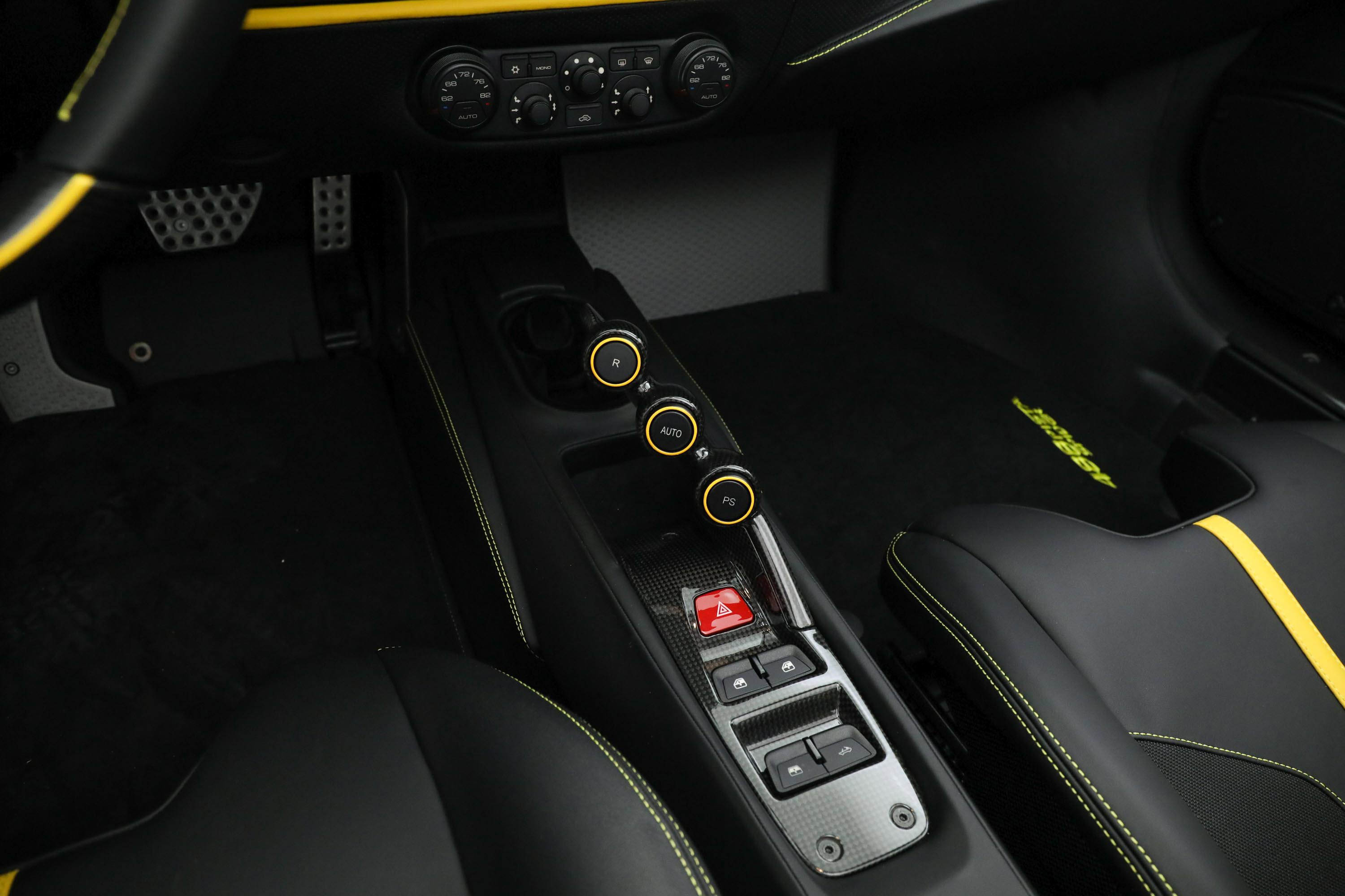 2020 Ferrari 488 Pista Spider, 10/18