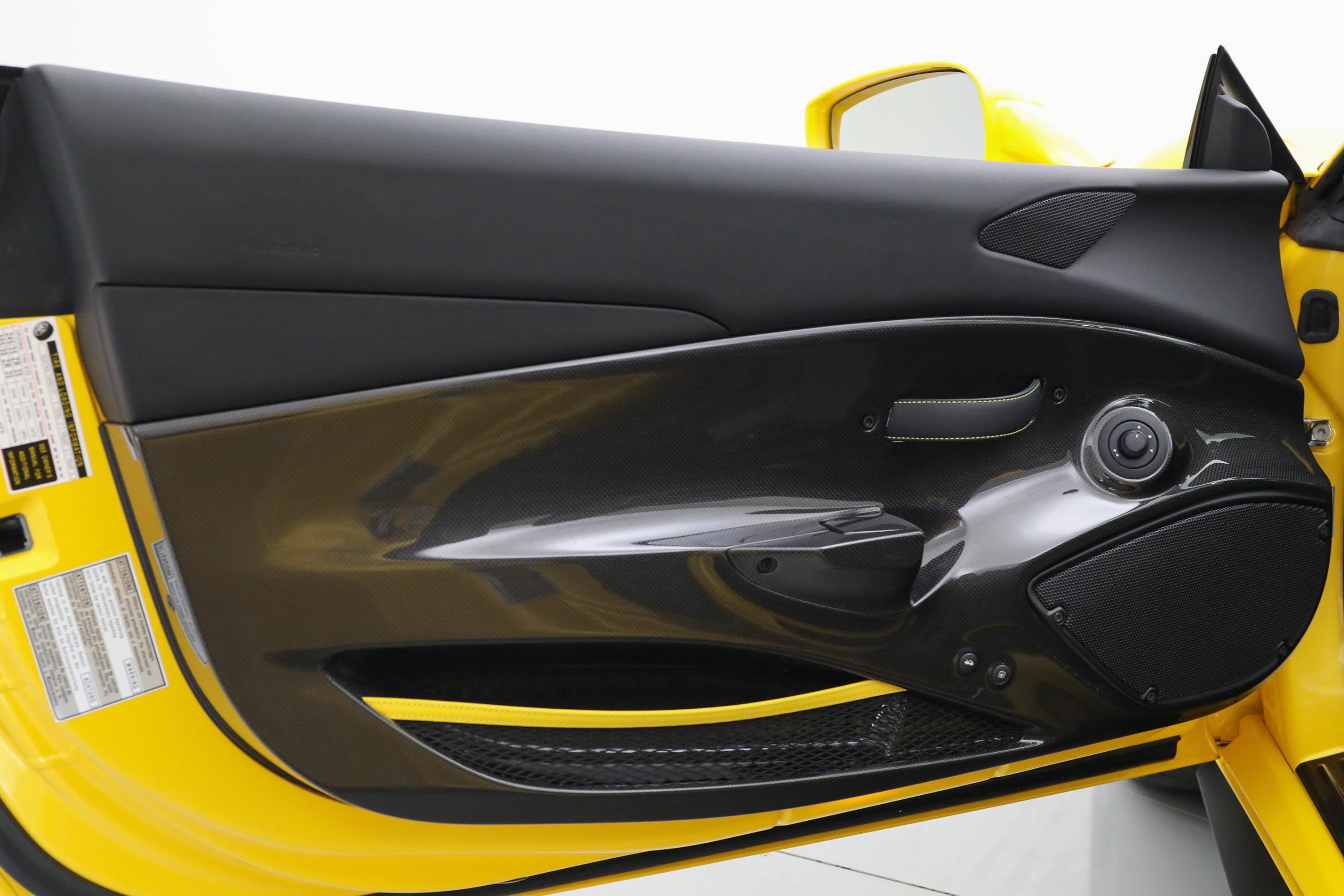 2020 Ferrari 488 Pista Spider, 11/18