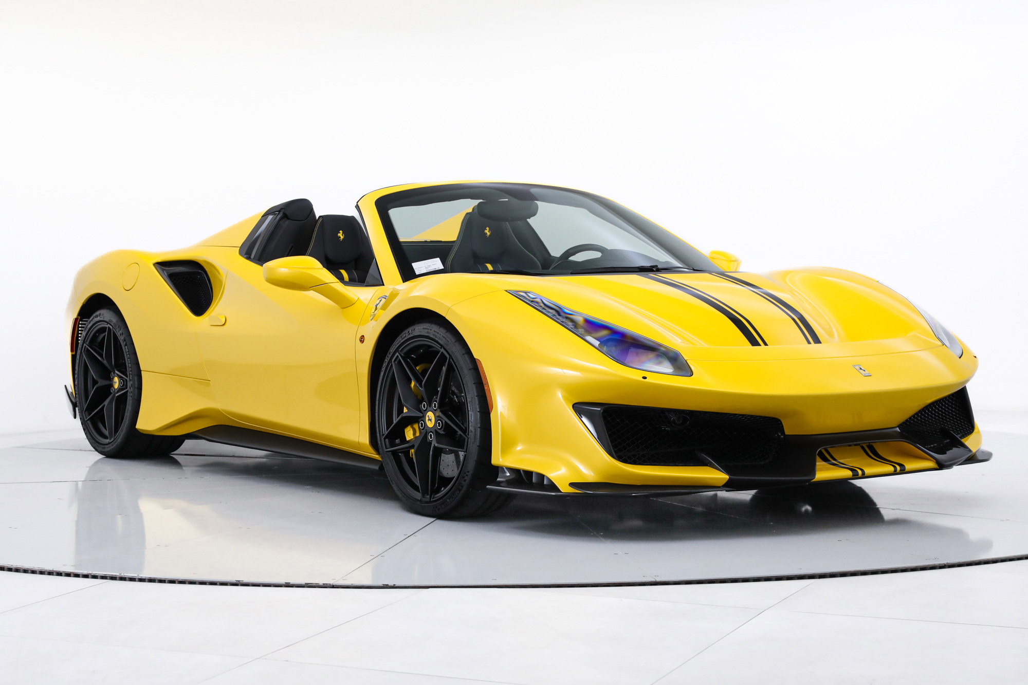 2020 Ferrari 488 Pista Spider, 14/18