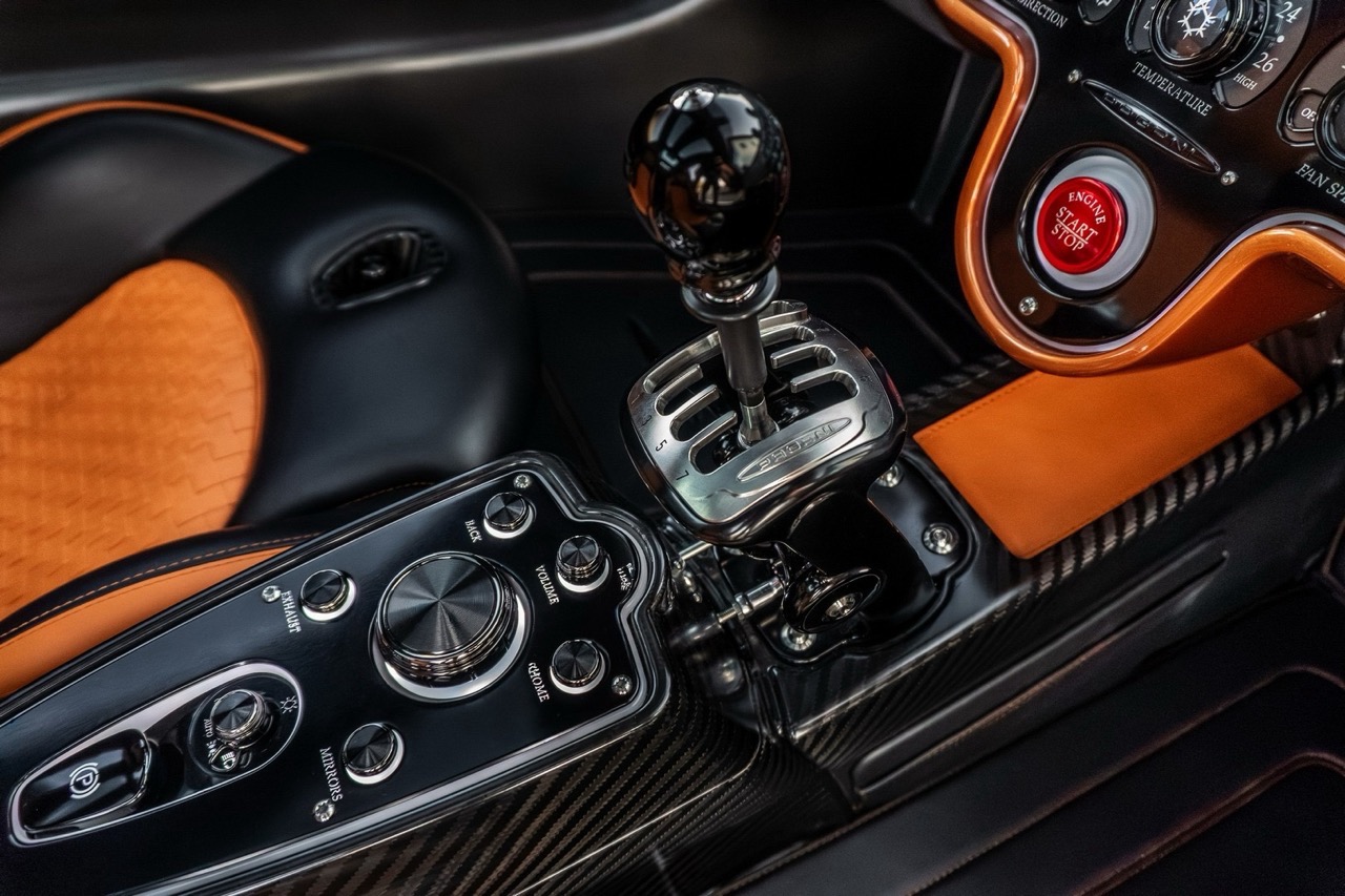 2024 Pagani Utopia, 7/14