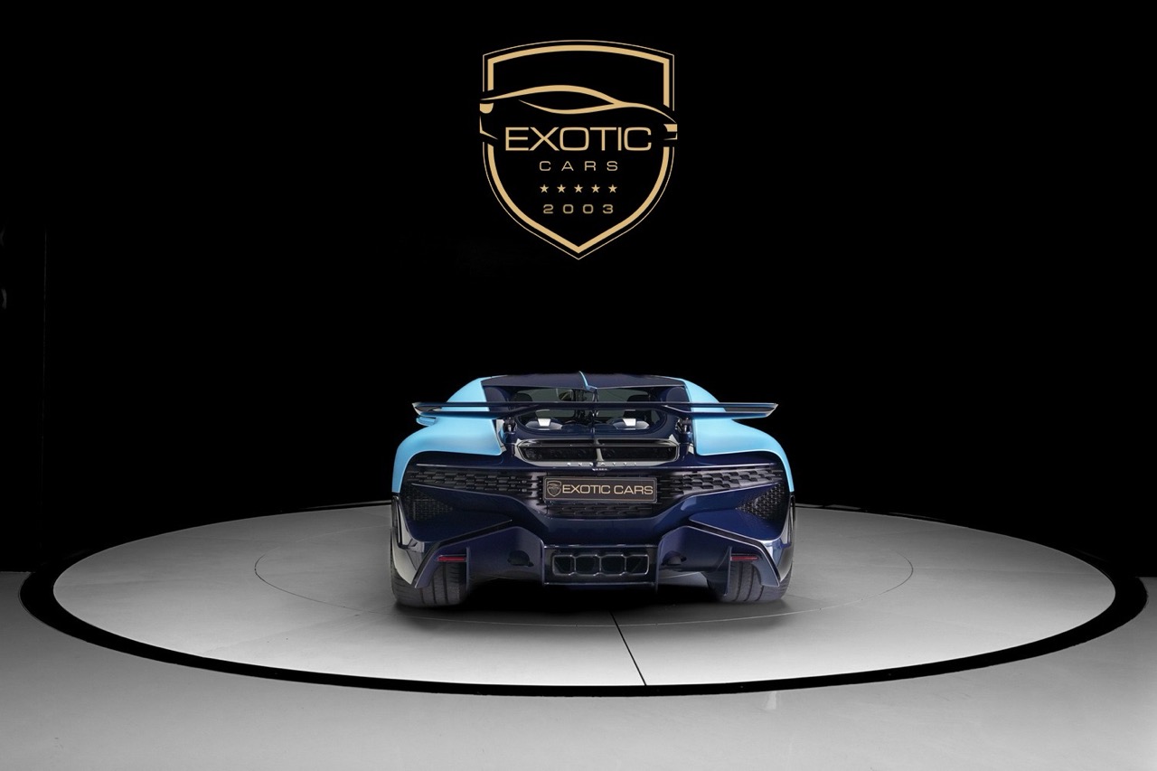 2021 Bugatti Divo, 2/15